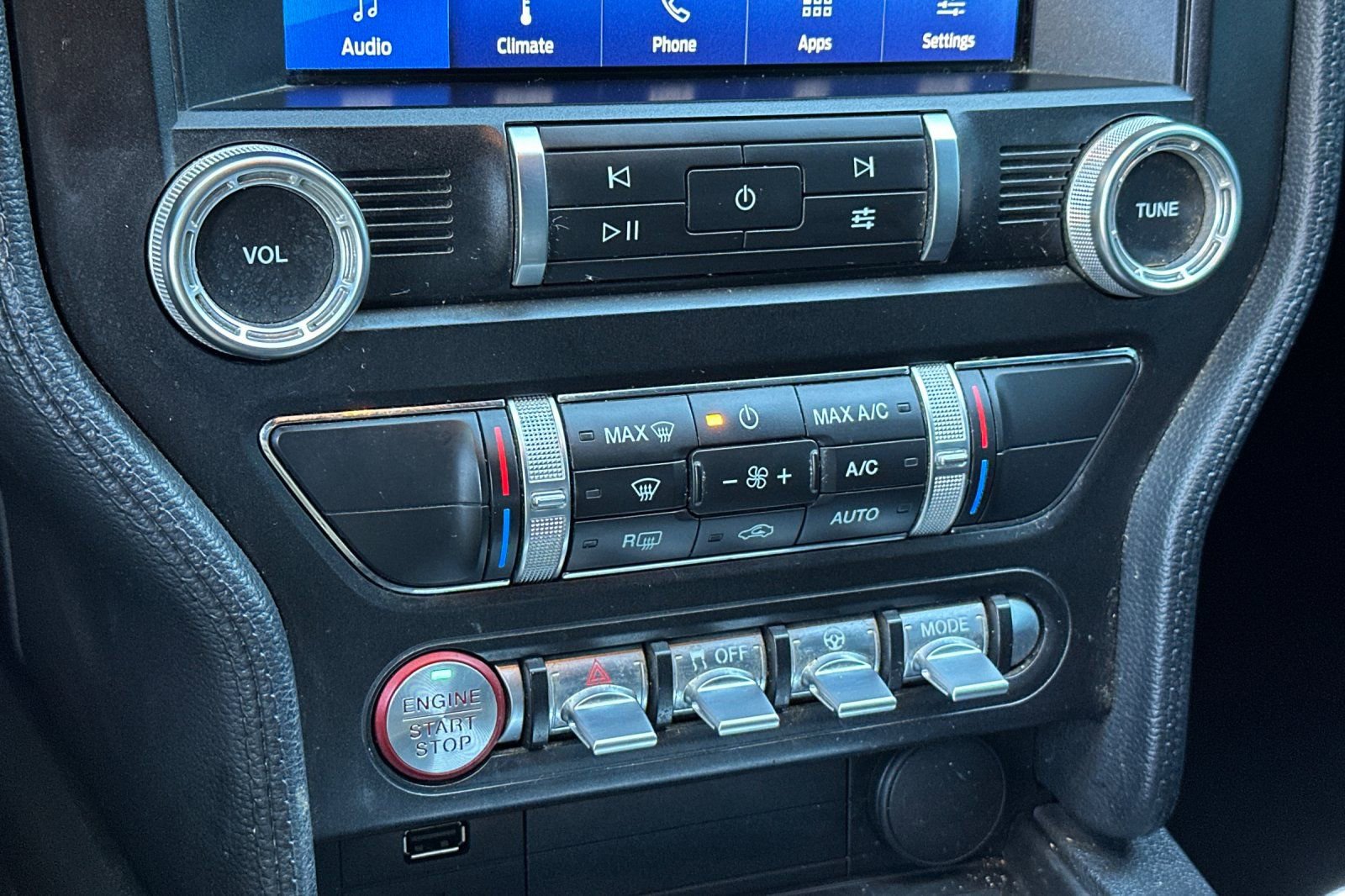 Used 2022 Ford Mustang Convertible w/ Equipment Group 101A image 19