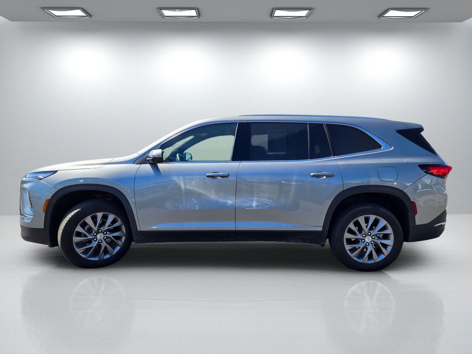 Certified 2025 Buick Enclave Preferred AWD/4WD image 7