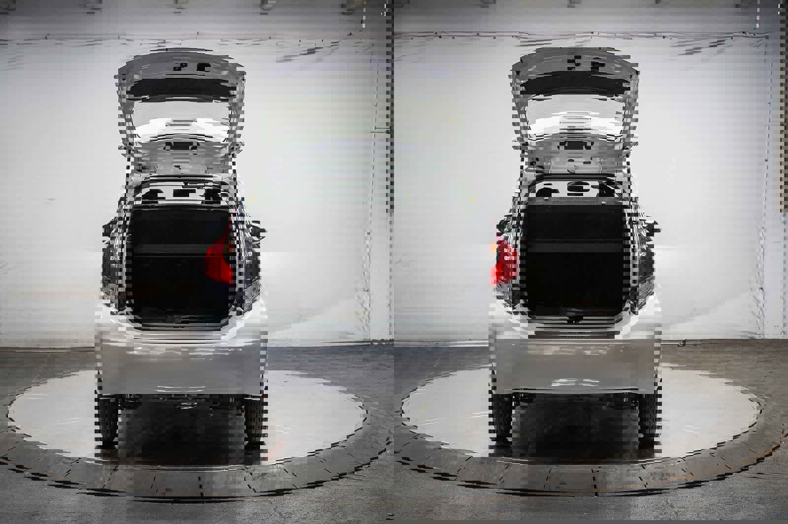 Certified 2016 Toyota Prius C Four image 28