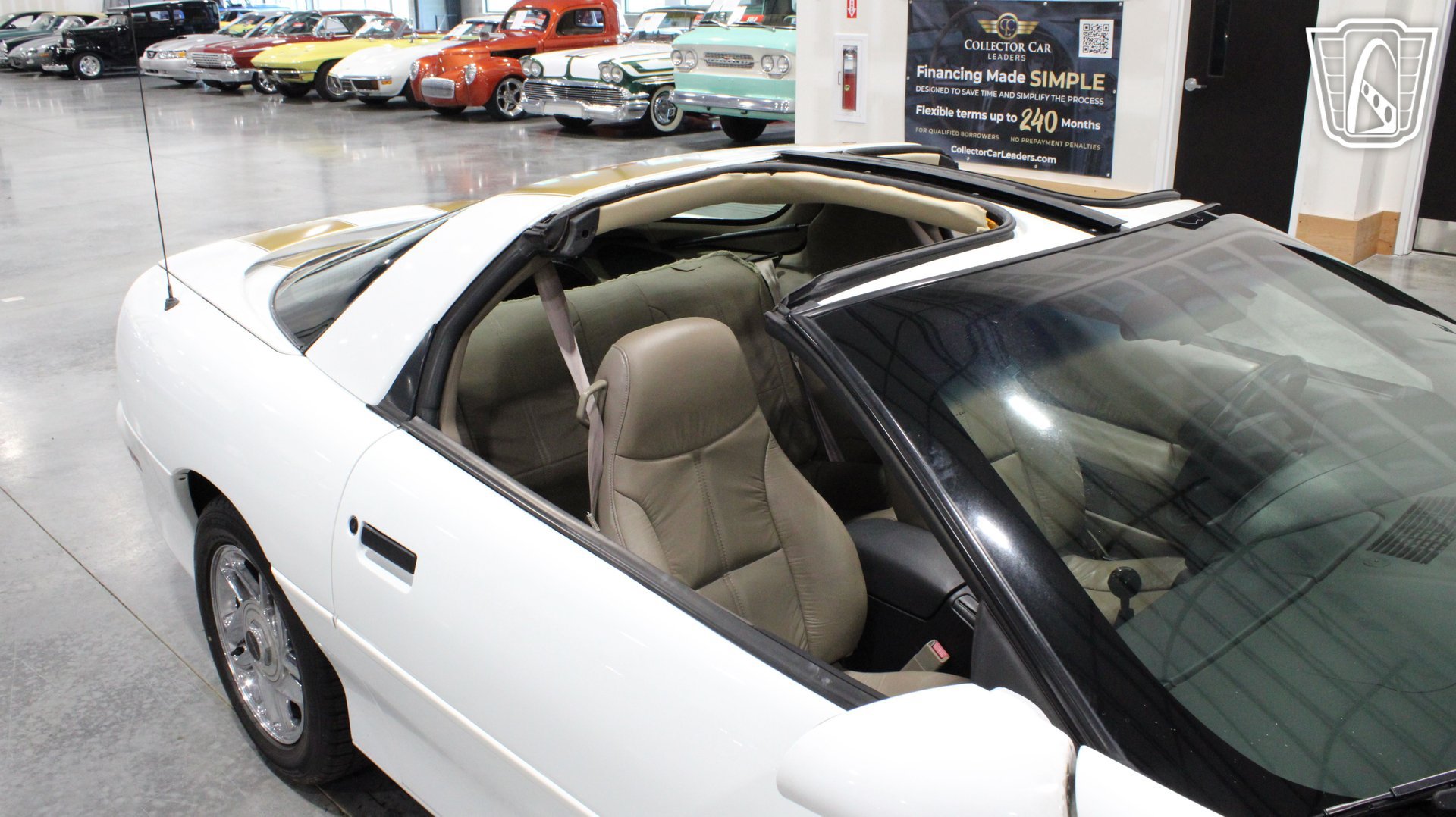 Used 1996 Chevrolet Camaro Z28 RWD image 21