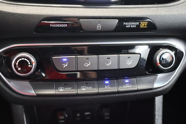 Used 2018 Hyundai Elantra GT FWD image 19