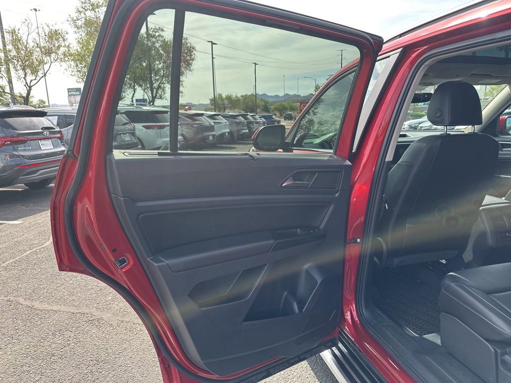 Used 2021 Volkswagen Atlas SE image 7