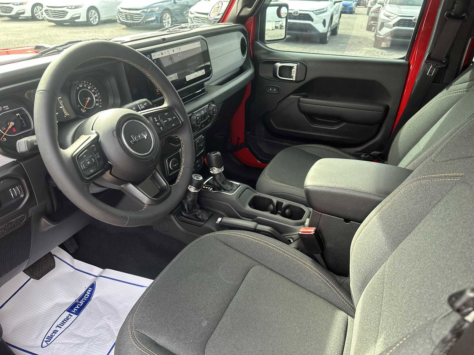 Used 2024 Jeep Gladiator Sport image 15