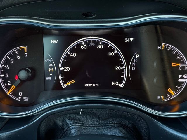 Used 2019 Jeep Grand Cherokee Laredo w/ Security & Convenience Group image 17