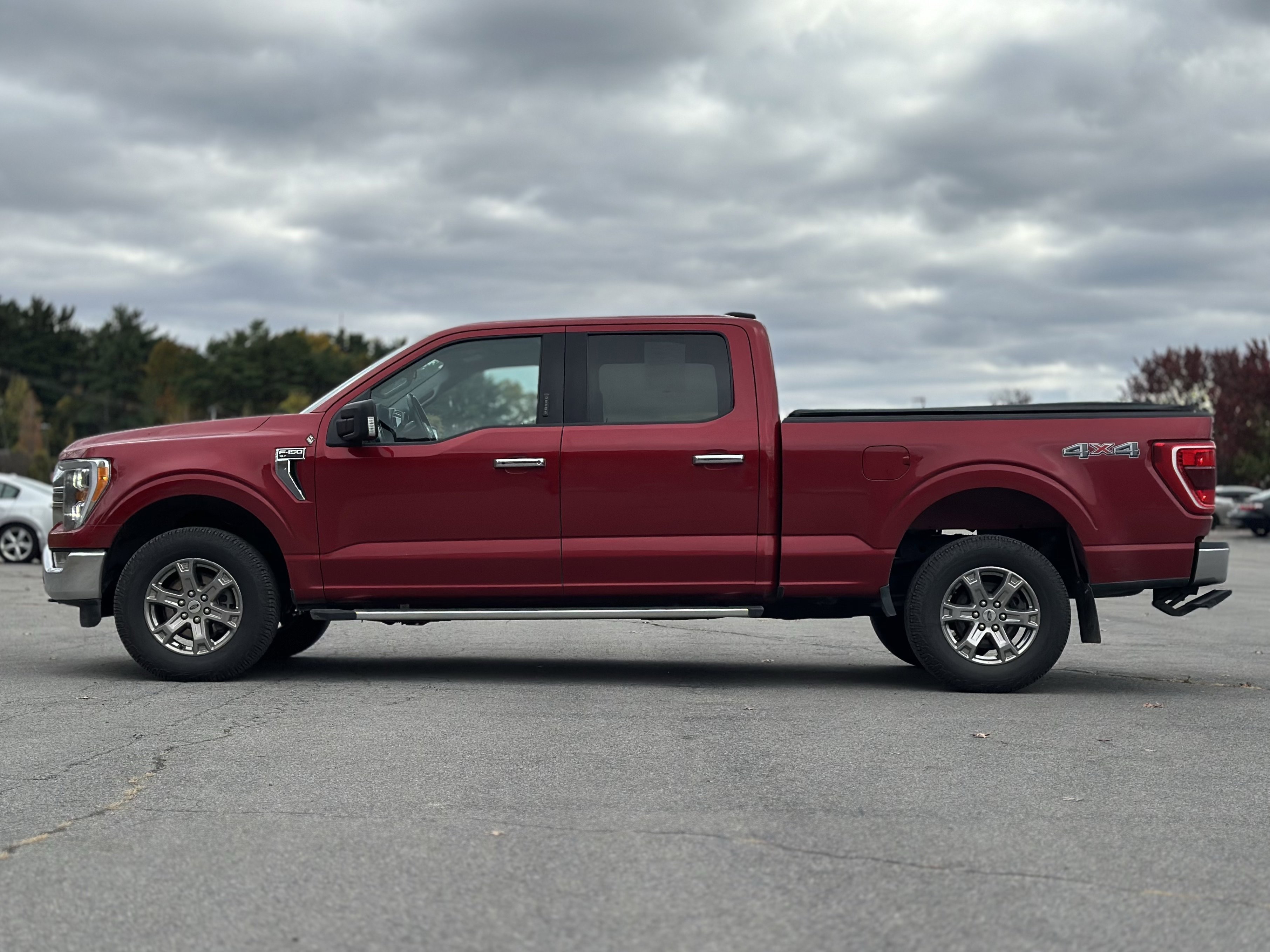 Used 2022 Ford F150 XLT w/ Equipment Group 302A High image 8