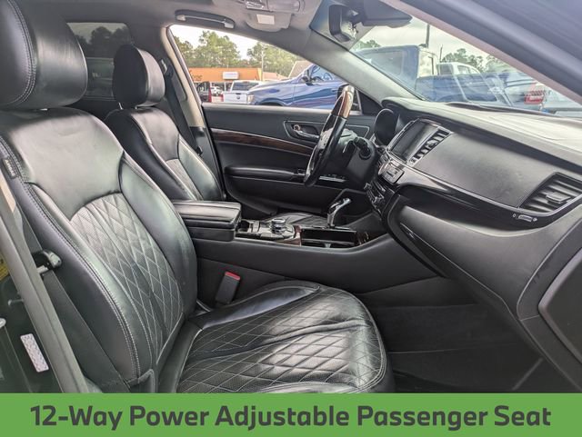 Used 2017 Kia K900 Luxury w/ VIP Plus Package image 32