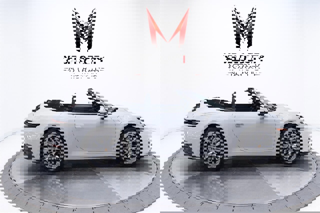 Used 2025 Porsche 911 Carrera w/ Premium Package image 13