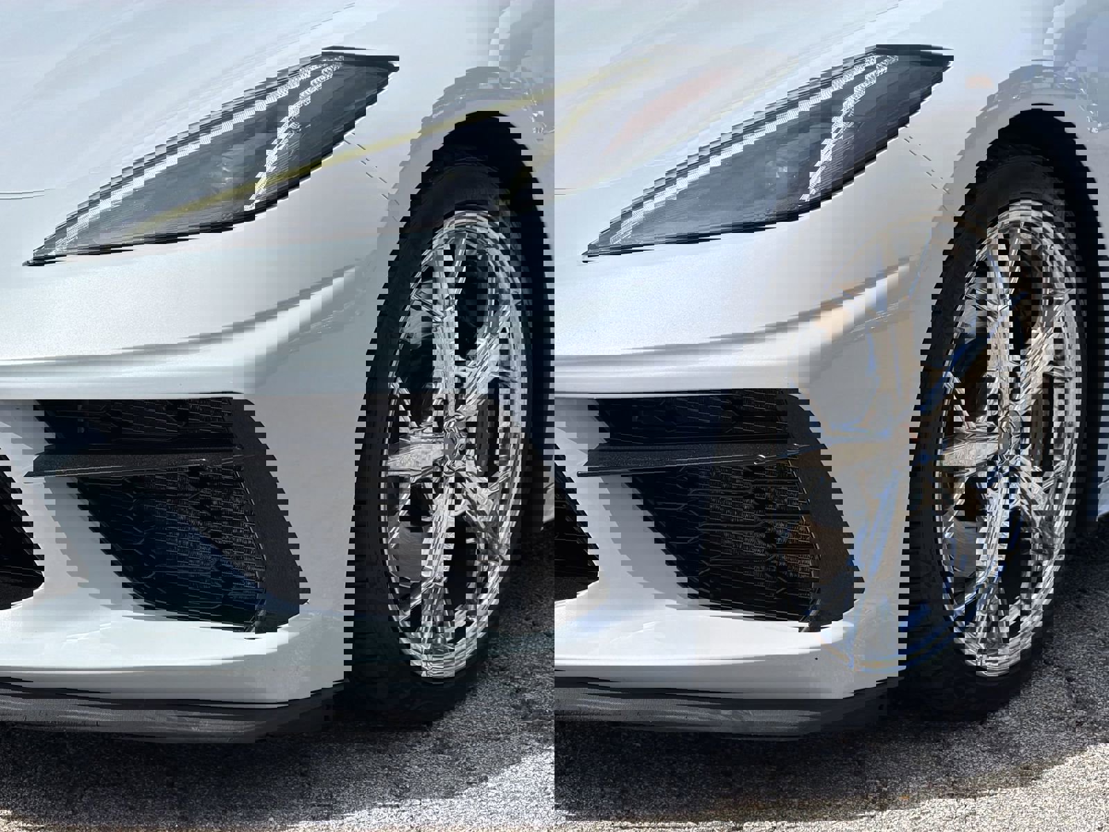 Used 2021 Chevrolet Corvette Stingray Preferred Cpe w/ Z51 Performance Package image 6