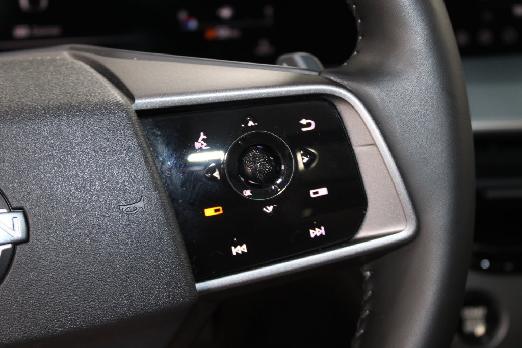 Used 2025 Nissan Murano SL AWD/4WD image 34