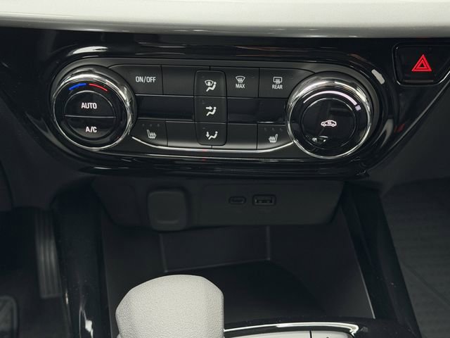 New 2026 Chevrolet Trax LT w/ Driver Confidence Package FWD image 15