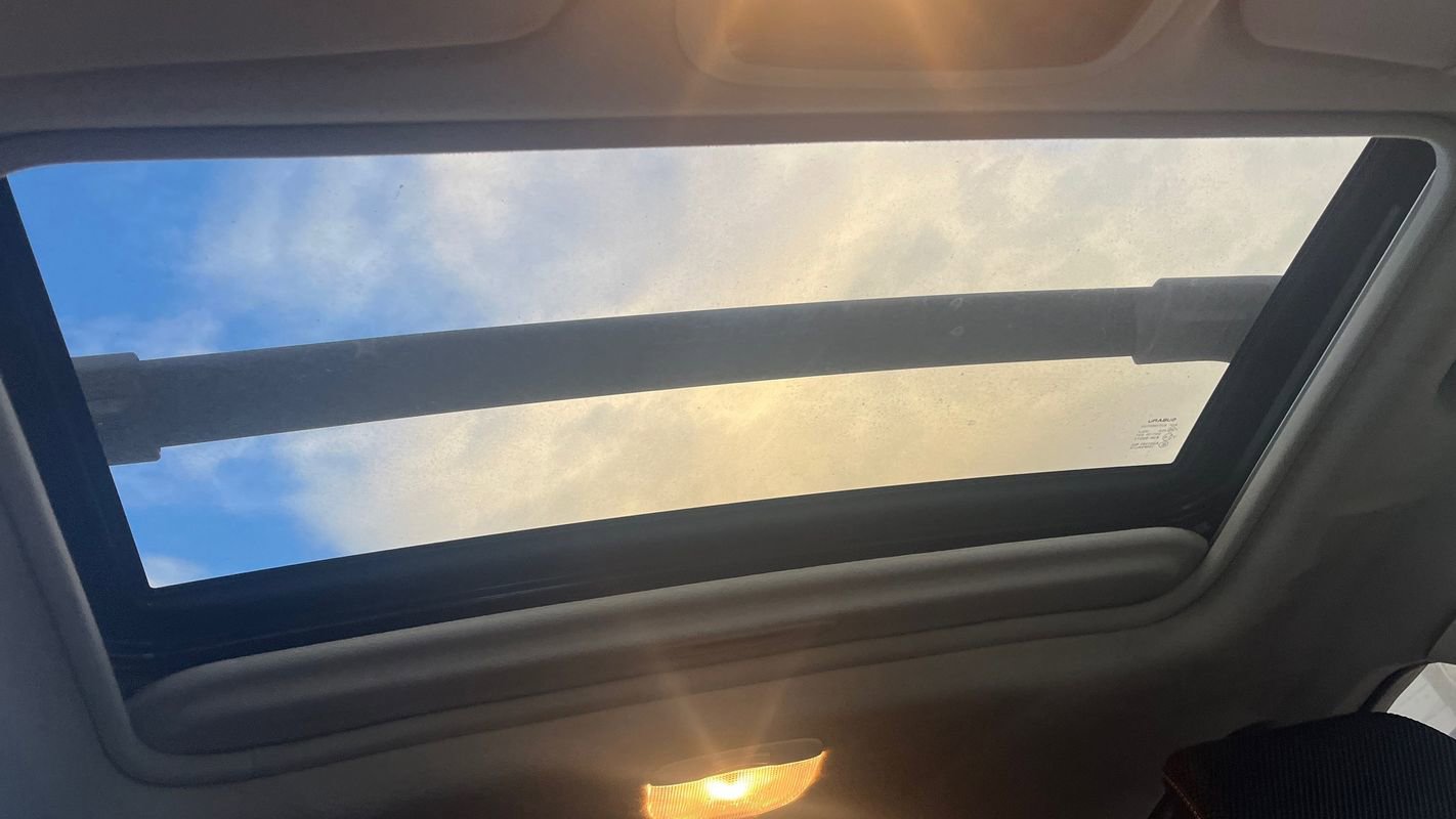 Used 2016 Subaru Crosstrek 2.0i Premium w/ Moonroof Package image 16