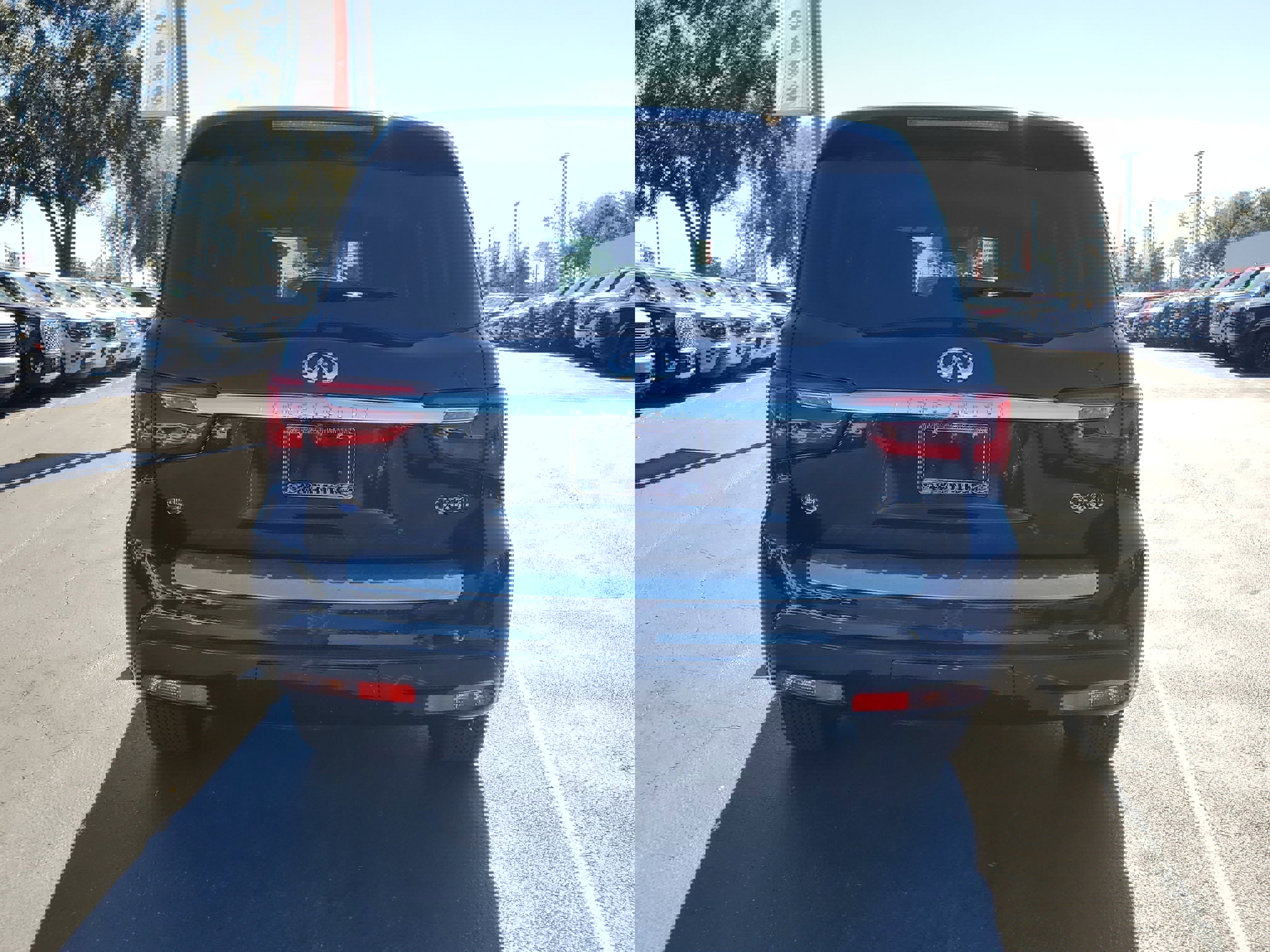 Used 2021 INFINITI QX80 Sensory w/ Cargo Package image 8