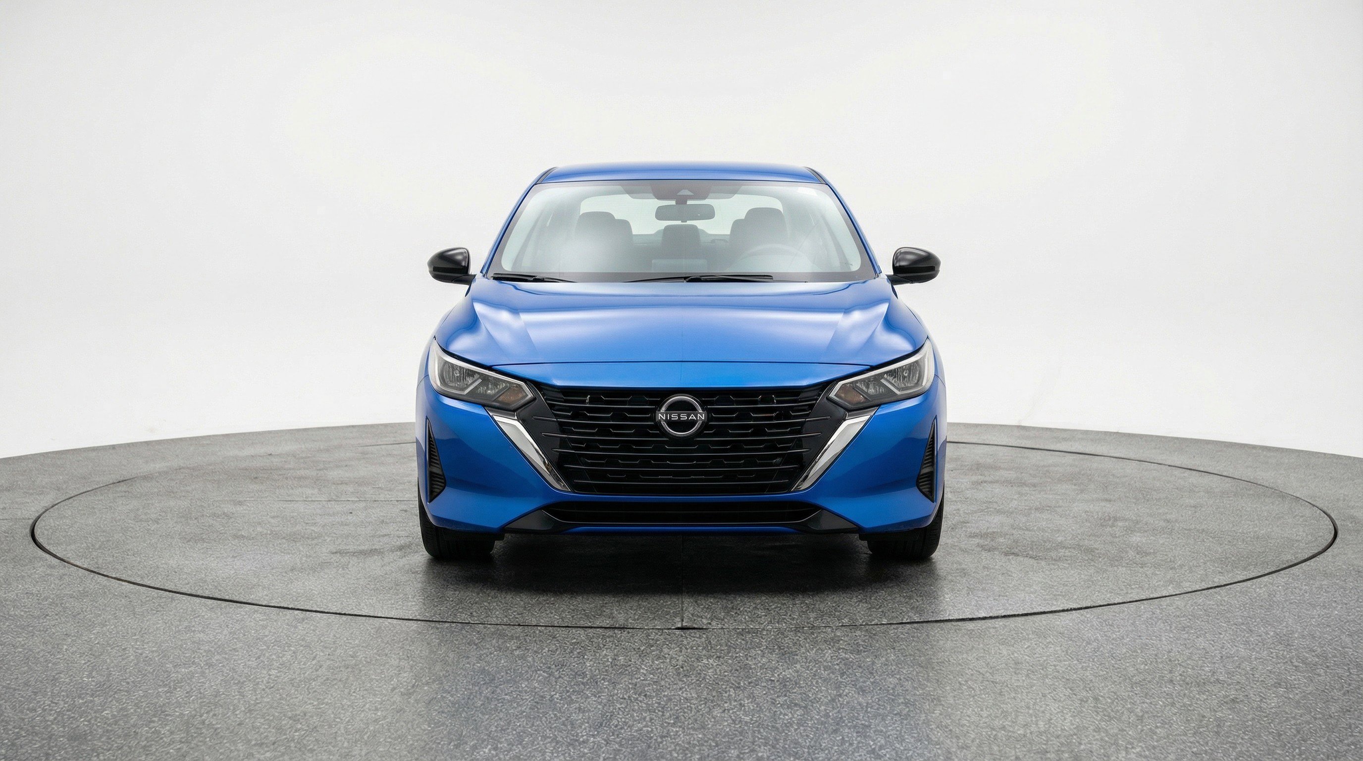 Used 2025 Nissan Sentra SV image 2