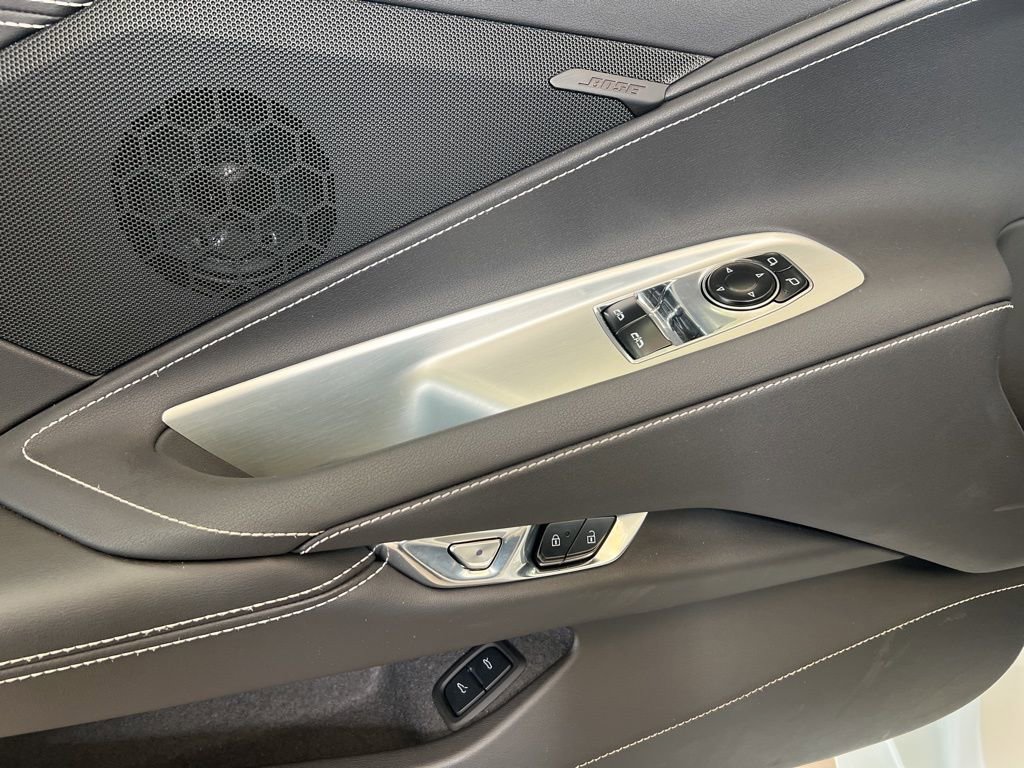 Used 2025 Chevrolet Corvette Stingray Coupe w/ 1LT image 11