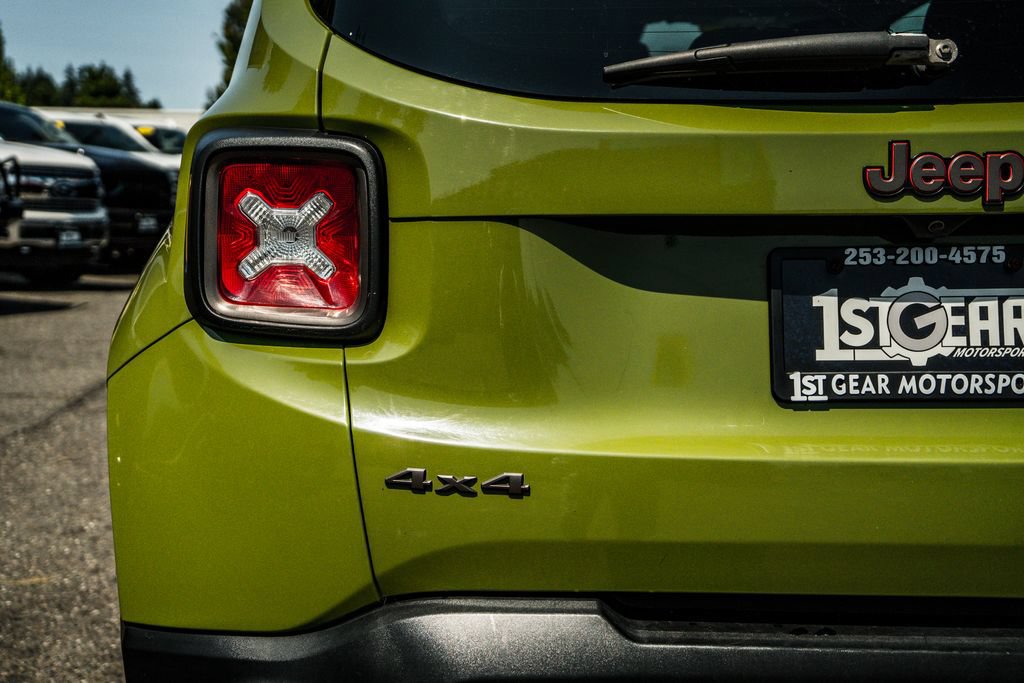 Used 2016 Jeep Renegade 75th Anniversary AWD/4WD image 10