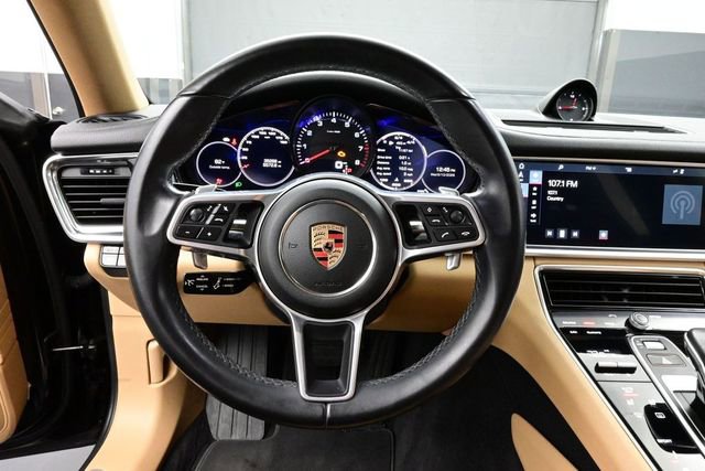 Certified 2018 Porsche Panamera image 8