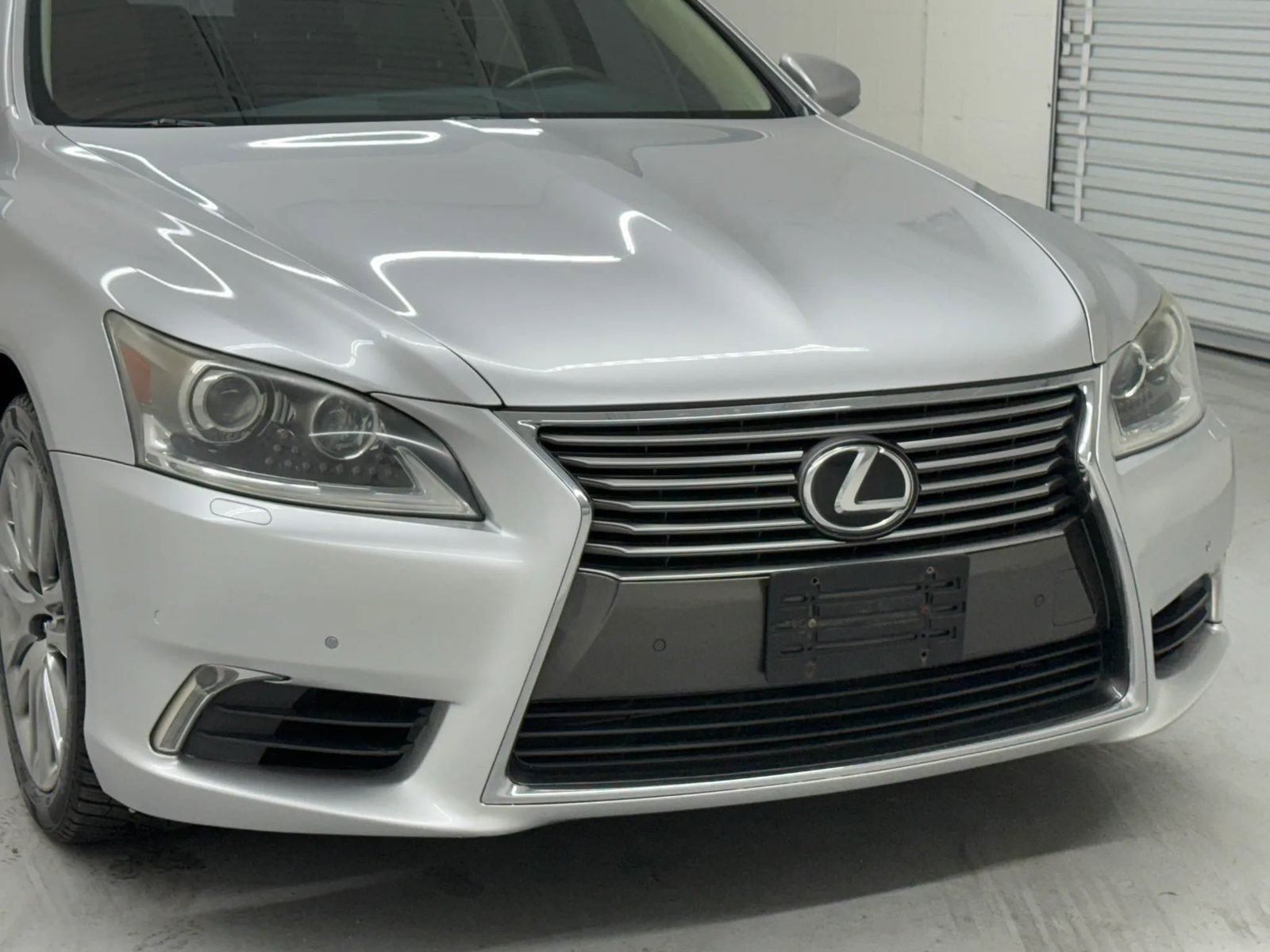 Used 2013 Lexus LS 460 w/ Comfort Pkg RWD image 41