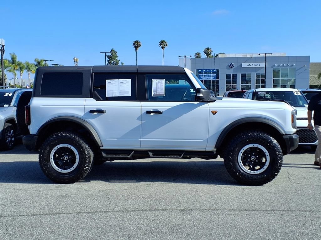 Used 2023 Ford Bronco Badlands AWD/4WD image 6