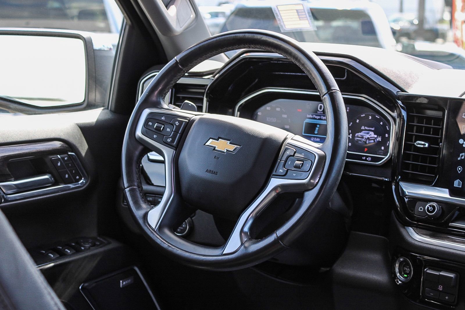 Used 2023 Chevrolet Silverado 1500 LTZ w/ LTZ Convenience Package II image 13