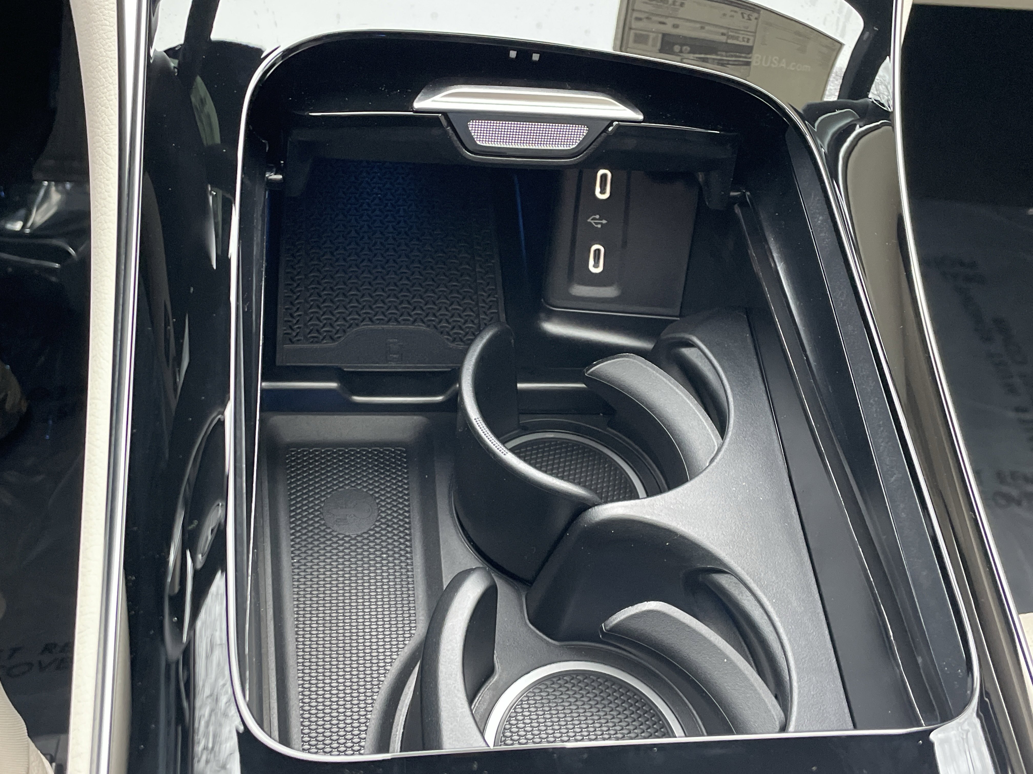 New 2026 Mercedes-Benz GLC 300 image 32