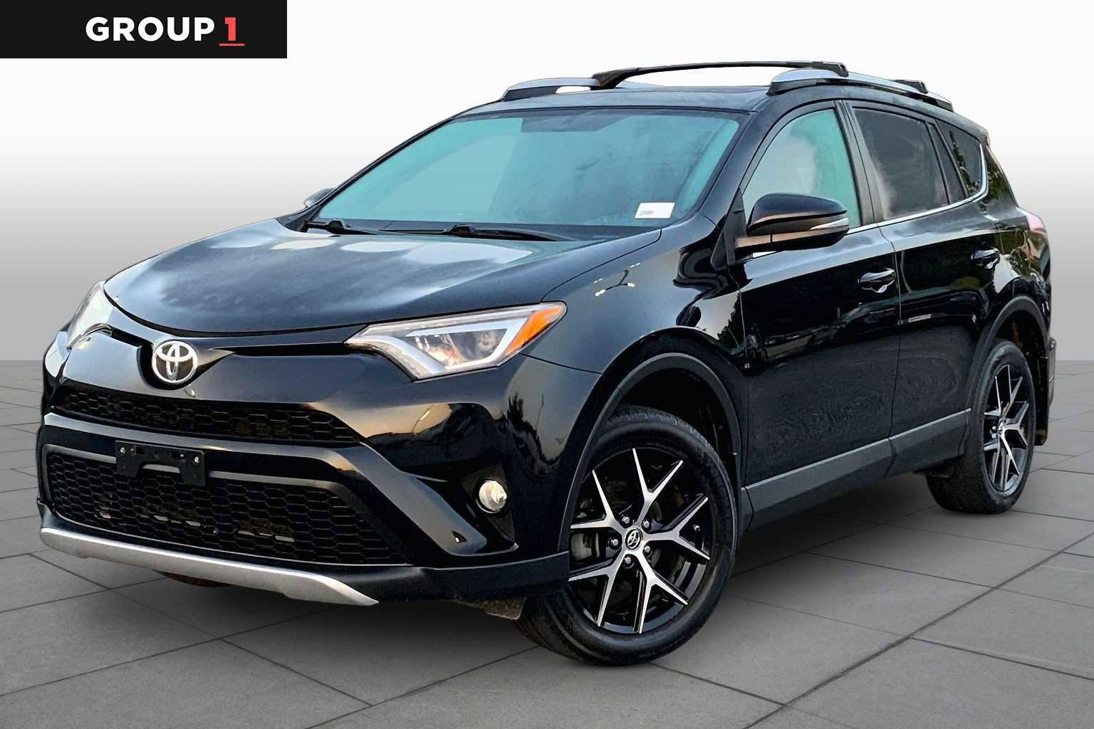 Used 2016 Toyota RAV4 SE AWD/4WD image 1