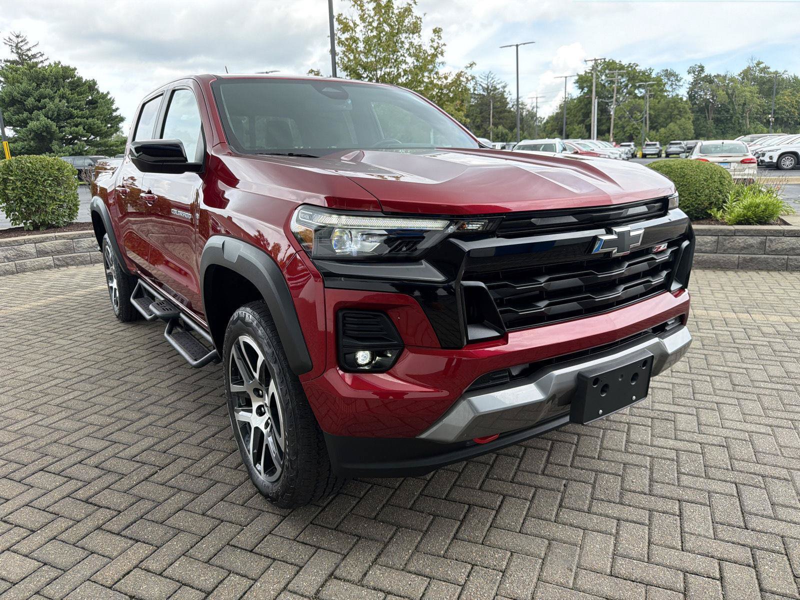 Used 2023 Chevrolet Colorado Z71 w/ Z71 Convenience Package 2 AWD/4WD image 7