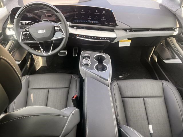 New 2027 Cadillac Optiq Premium Luxury AWD/4WD image 9