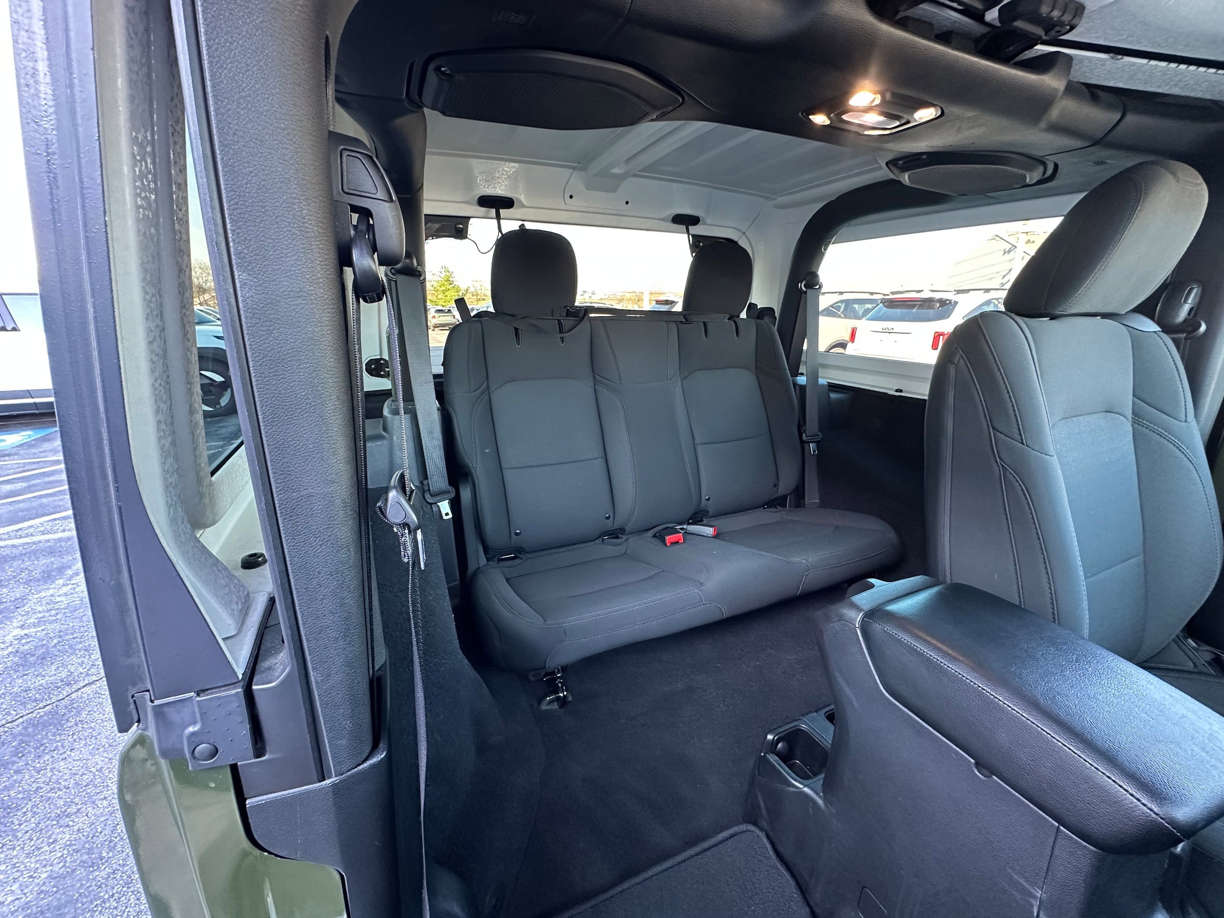 Used 2021 Jeep Wrangler Sport image 11