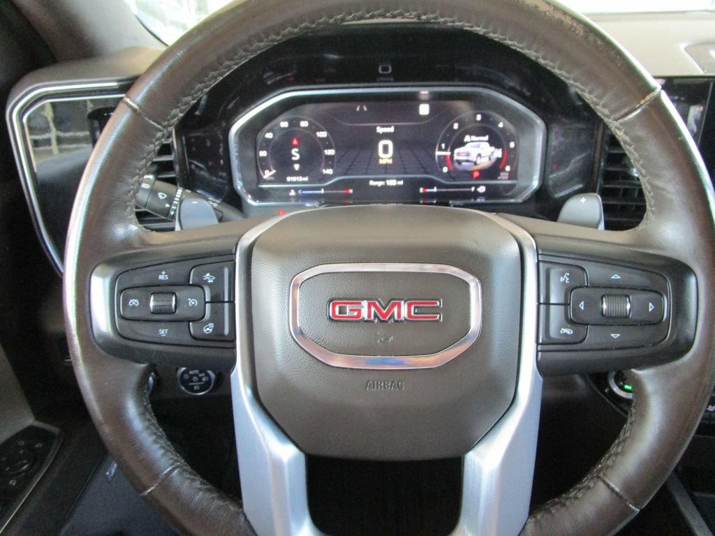 Used 2022 GMC Sierra 1500 SLT w/ SLT Premium Plus Package AWD/4WD image 41