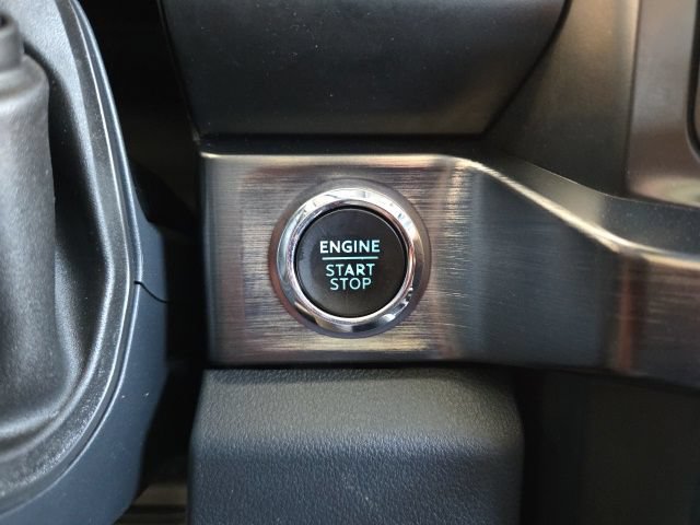 Used 2023 Ford F250 Lariat w/ Lariat Ultimate Package AWD/4WD image 14