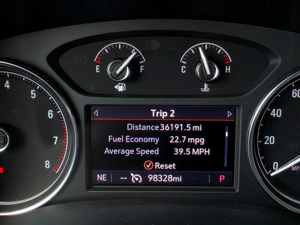 Used 2021 Buick Enclave Premium w/ Surround and Sites Package AWD/4WD image 30
