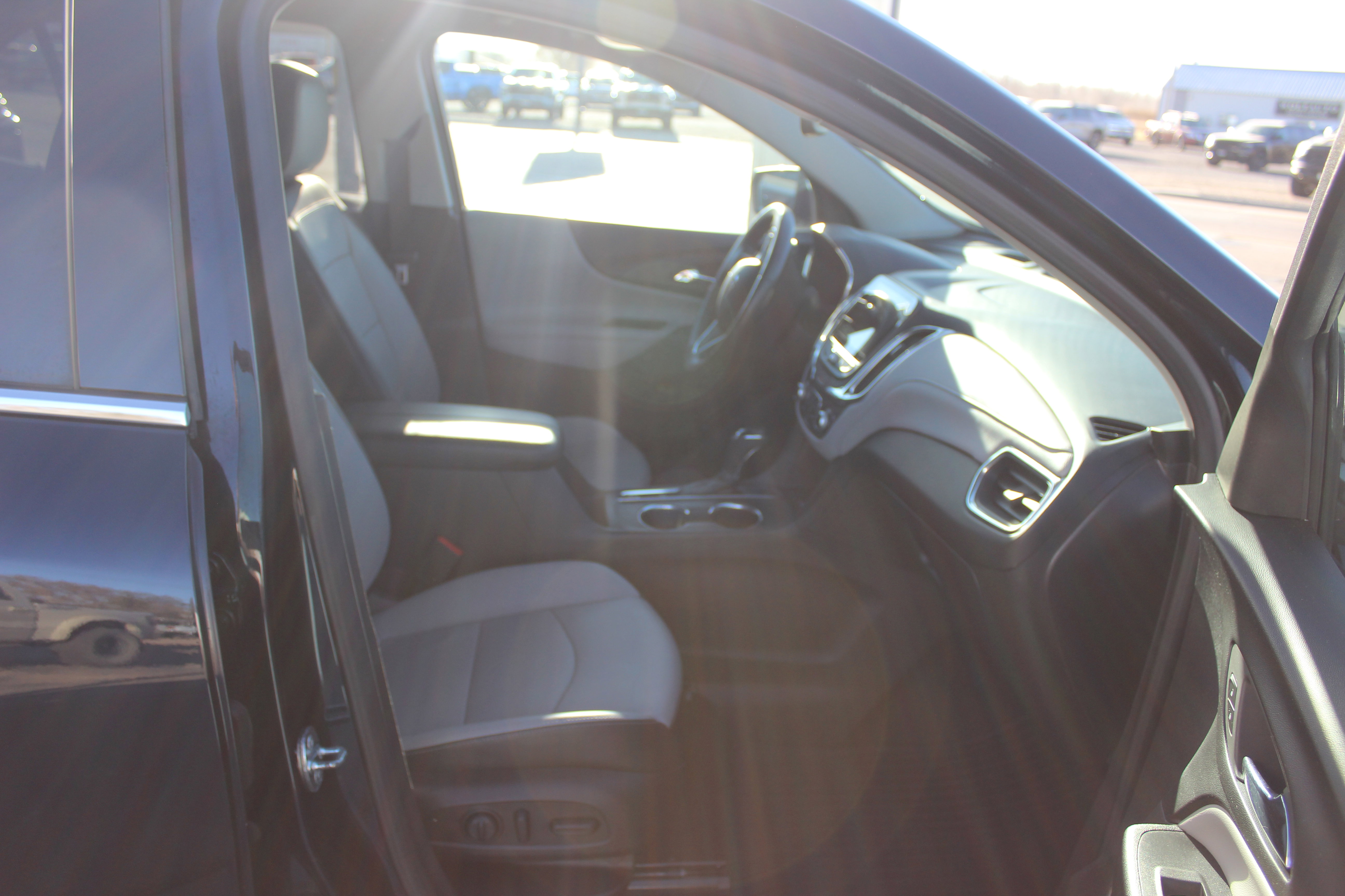 Used 2020 Chevrolet Equinox Premier image 15