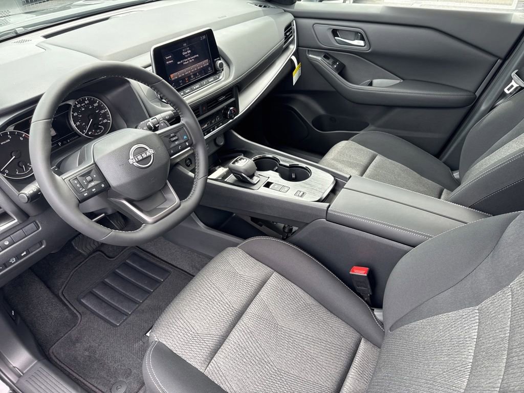 New 2026 Nissan Rogue SV FWD image 10