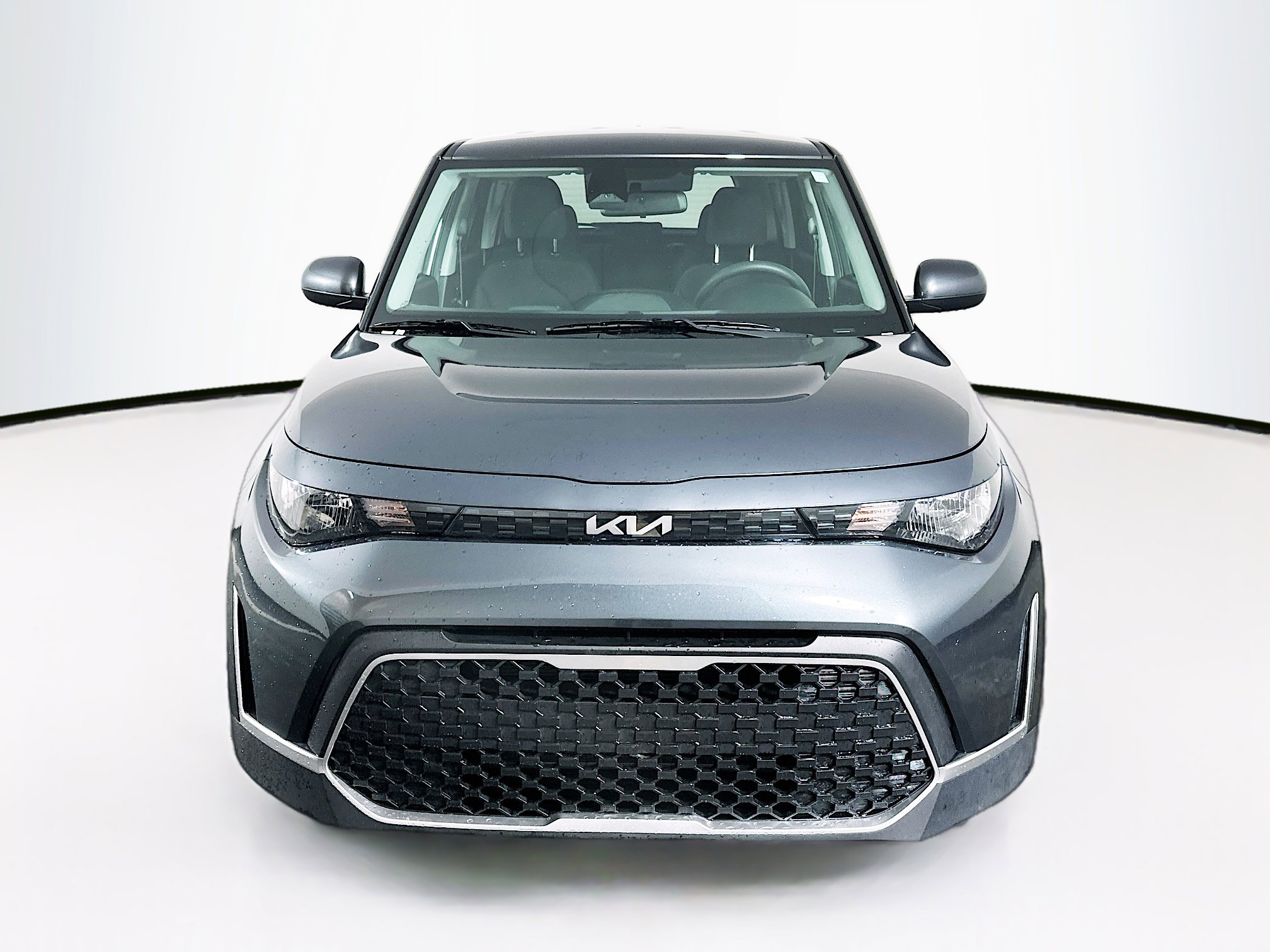 Used 2025 Kia Soul LX w/ LX Technology Package image 2