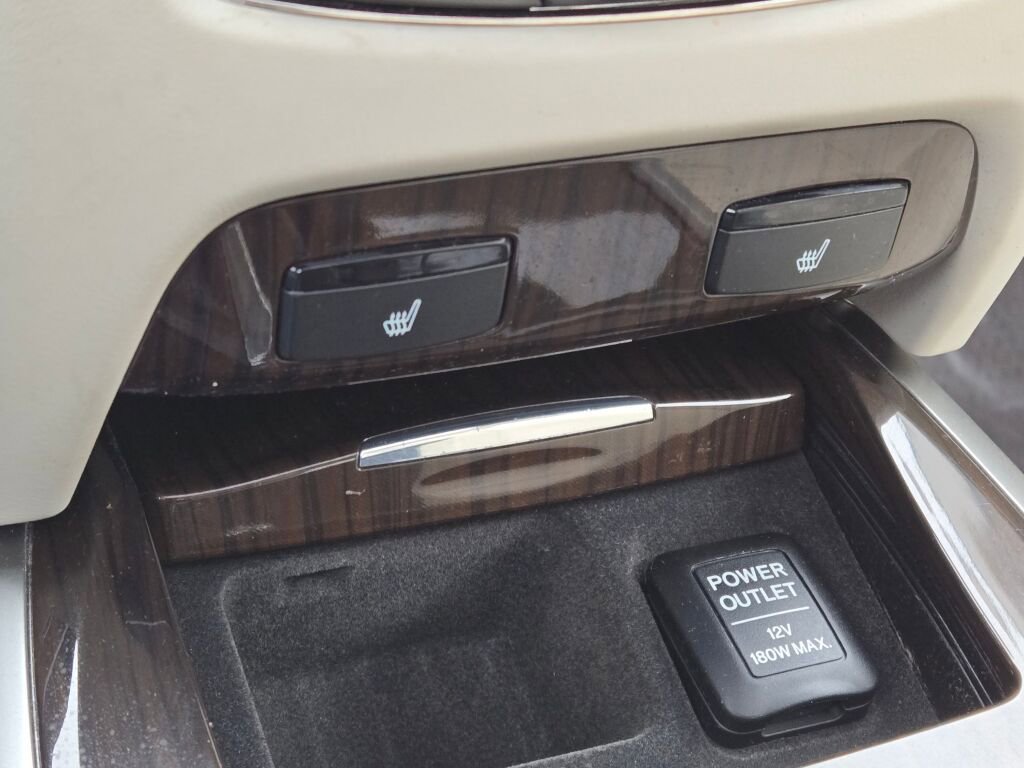 Used 2014 Acura RLX w/ Technology Package image 29