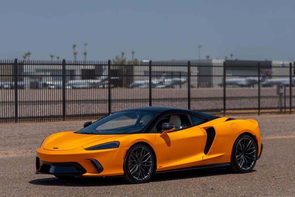 Used 2025 McLaren GTS RWD image 16