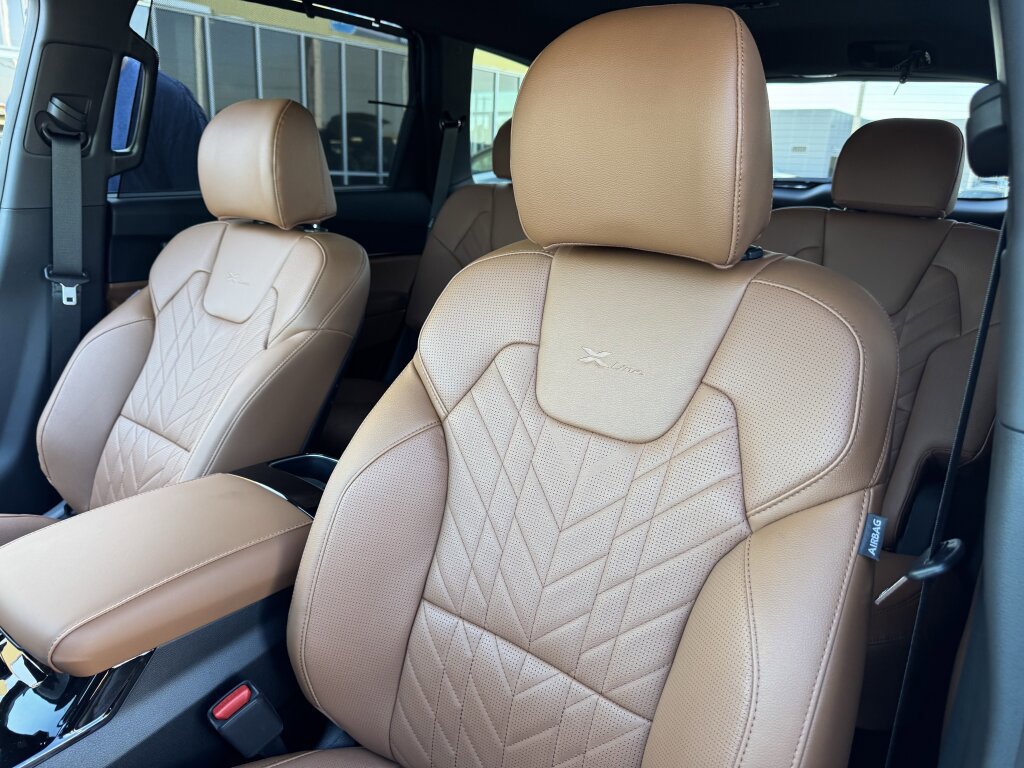 Used 2025 Kia Telluride EX X-Line image 31