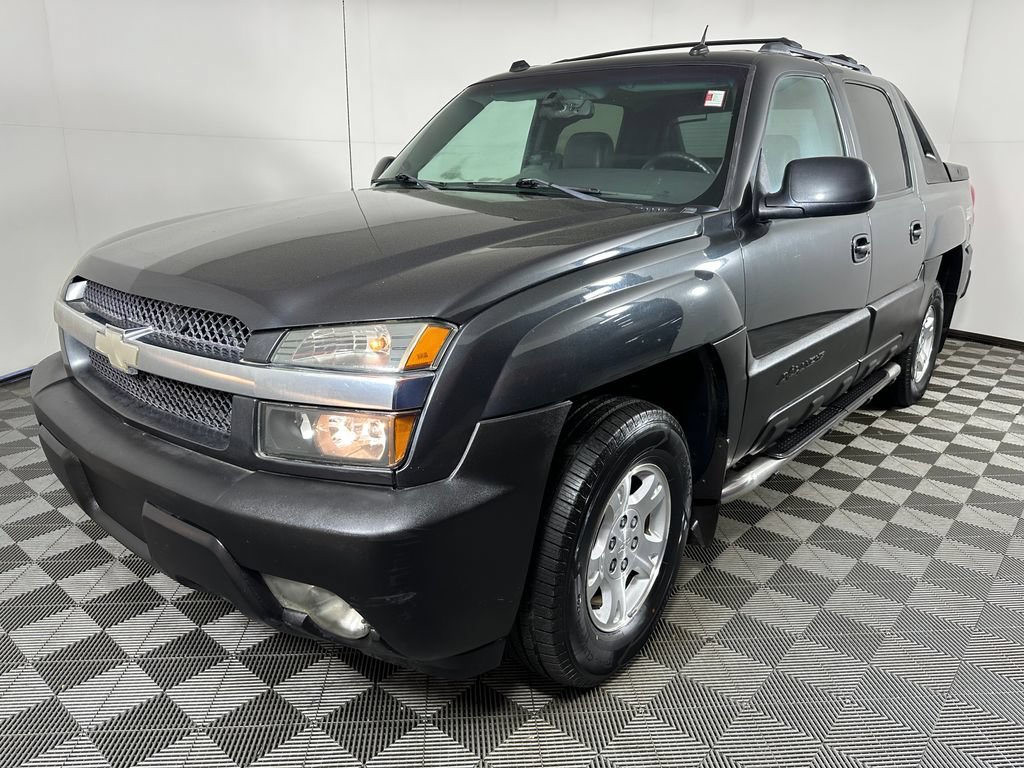 Used 2004 Chevrolet Avalanche Z71 w/ Sun And Sound Package AWD/4WD image 1