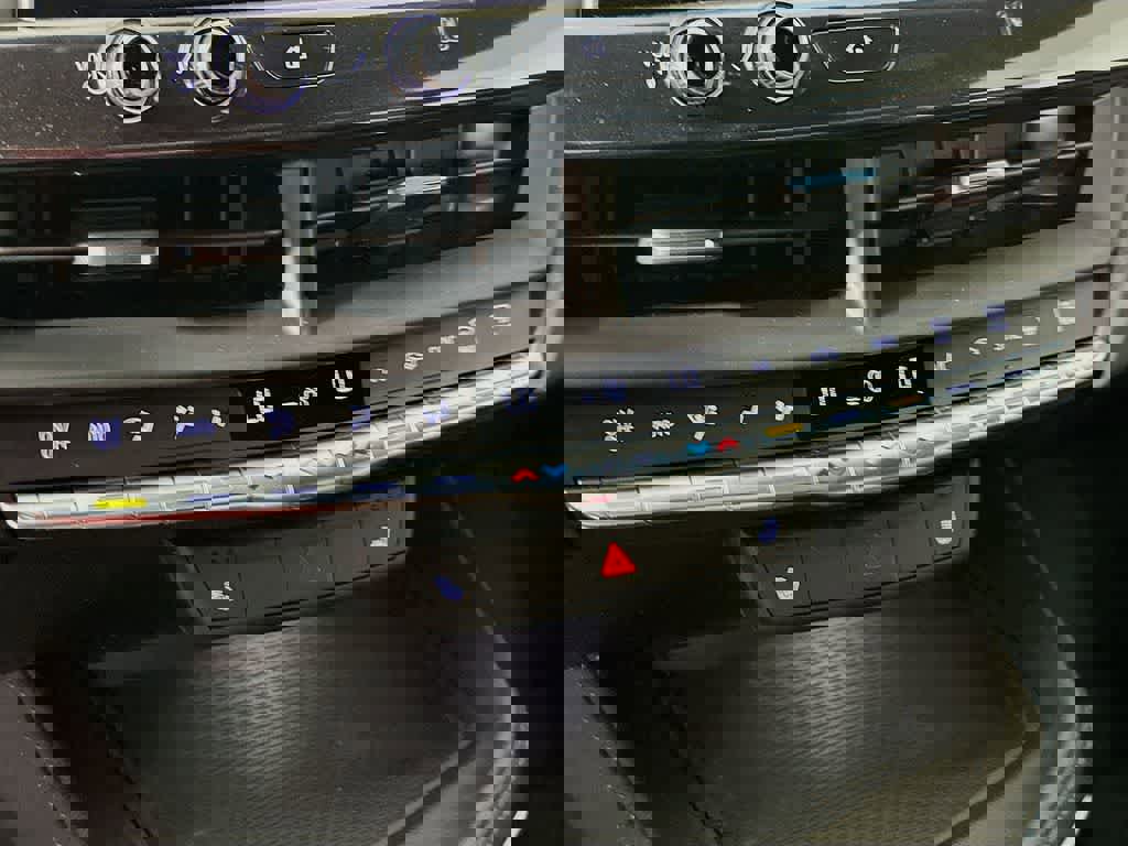 Used 2020 Cadillac CT4 Luxury w/ Cold Weather Package image 18