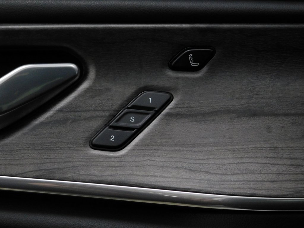 Used 2022 Jeep Grand Cherokee L Overland w/ Luxury Tech Group IV image 27