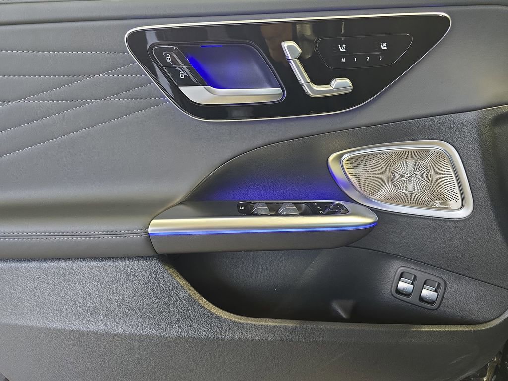 Used 2025 Mercedes-Benz C 36 AMG S image 31