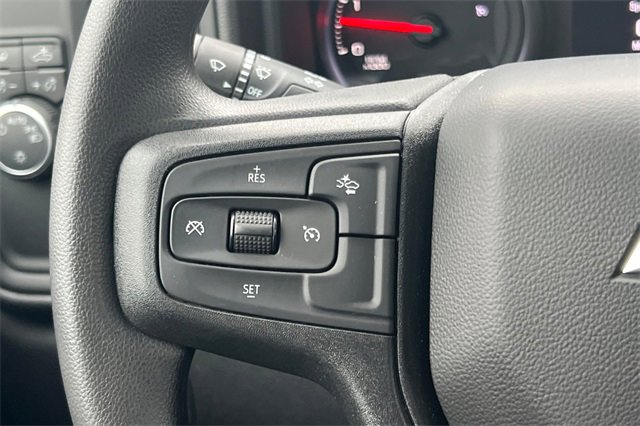 Used 2025 Chevrolet Silverado 2500 Custom w/ Custom Value Package image 30