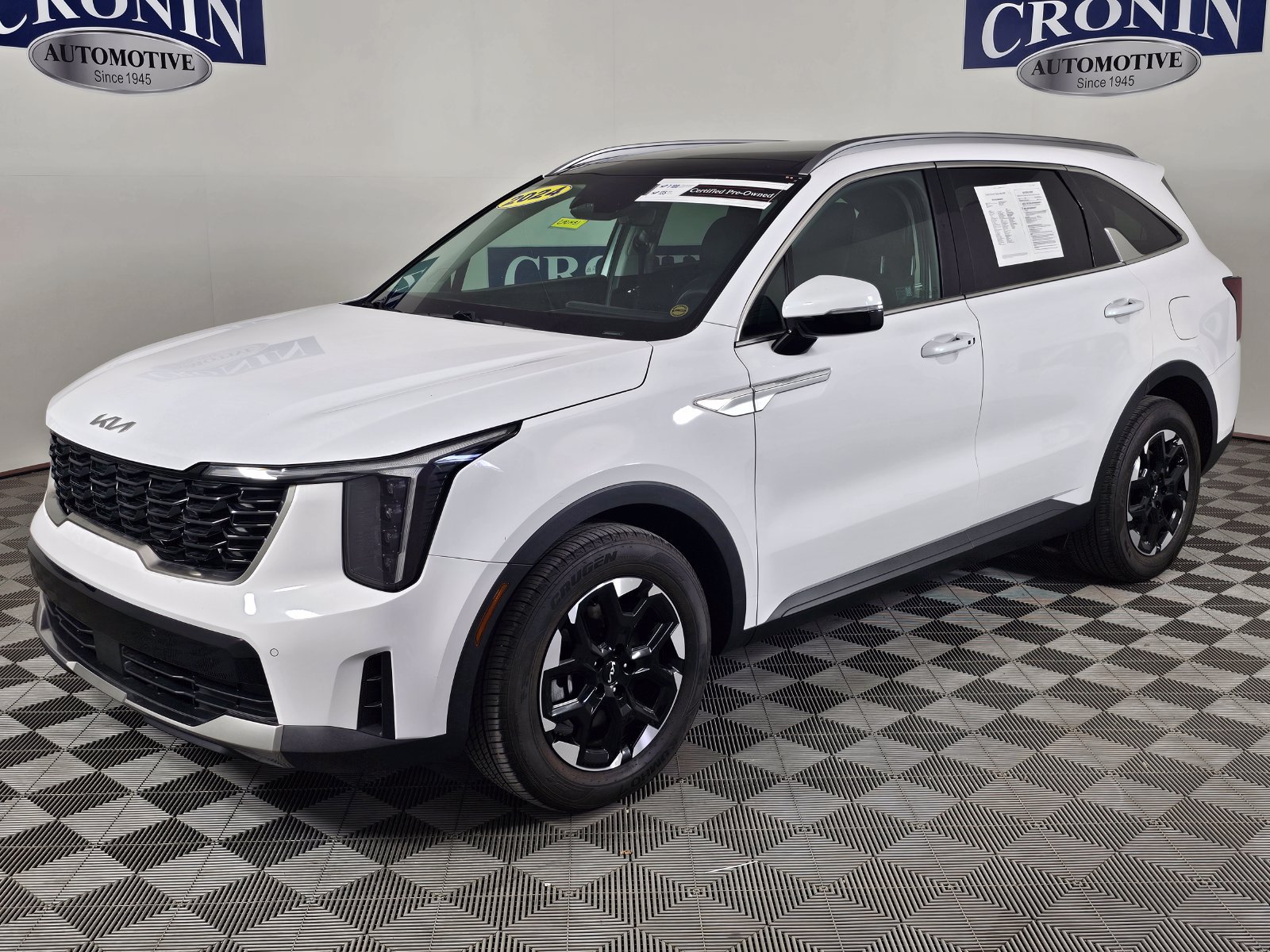 Used 2024 Kia Sorento S w/ Panoramic Sunroof Package FWD image 38