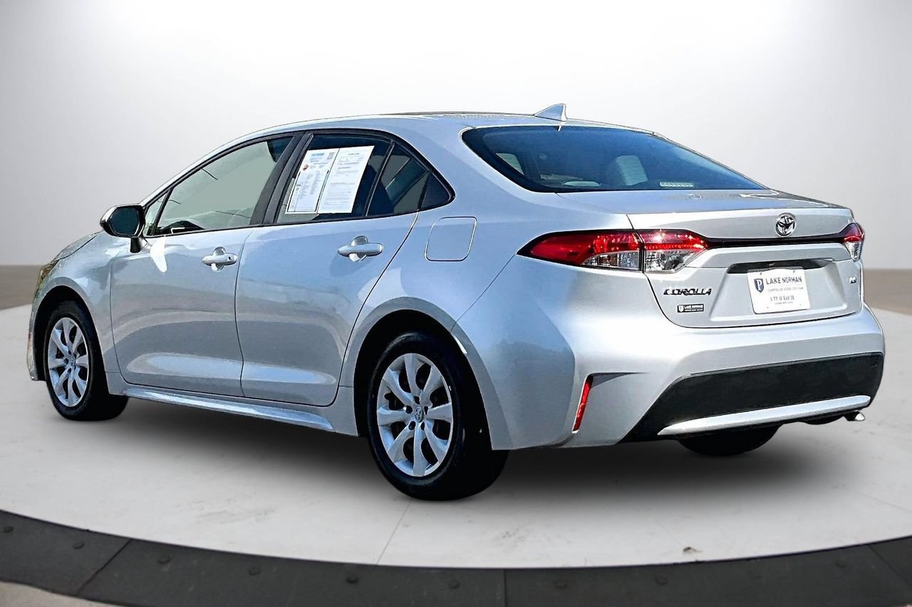 Used 2022 Toyota Corolla LE FWD image 7