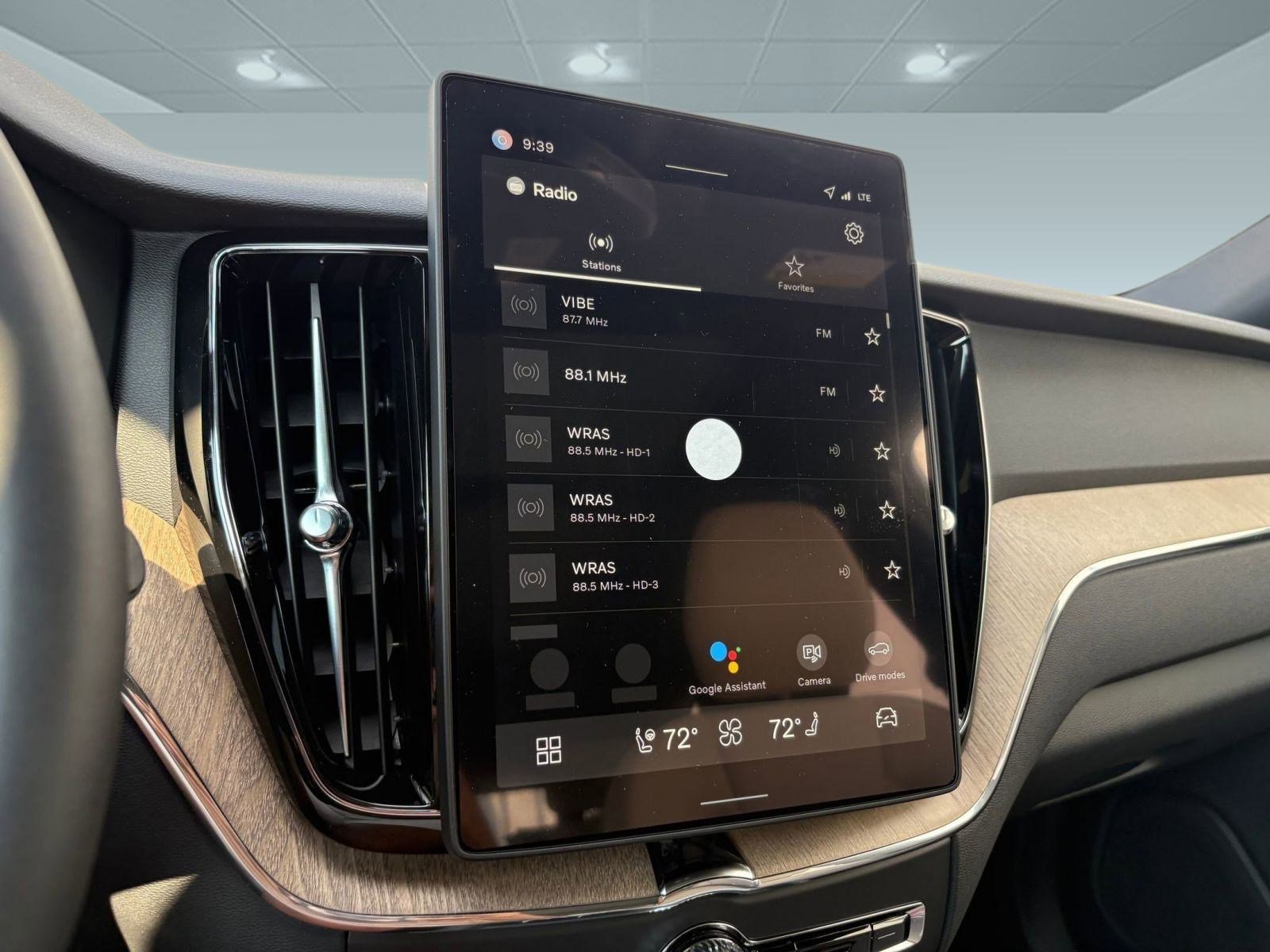 New 2026 Volvo XC60 B5 Plus w/ Protection Package Premier image 29