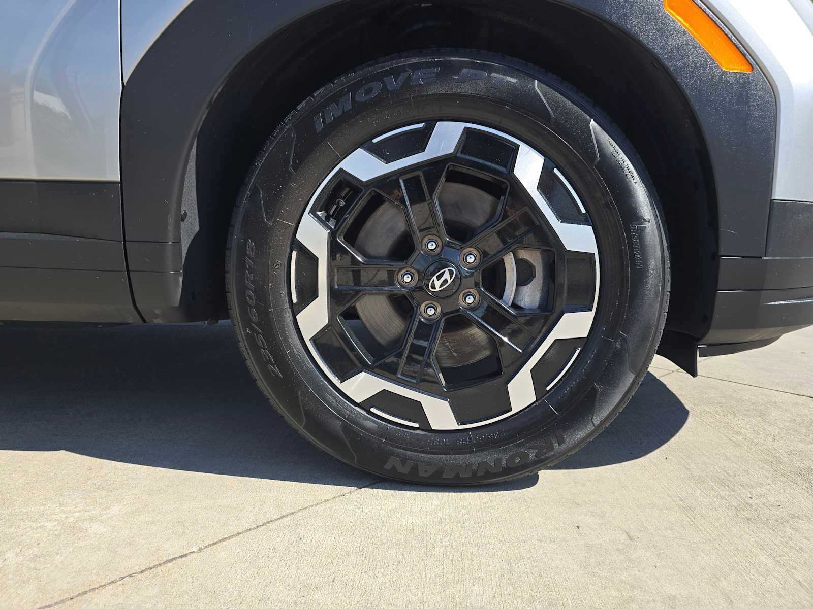 Used 2024 Hyundai Santa Fe SEL image 9