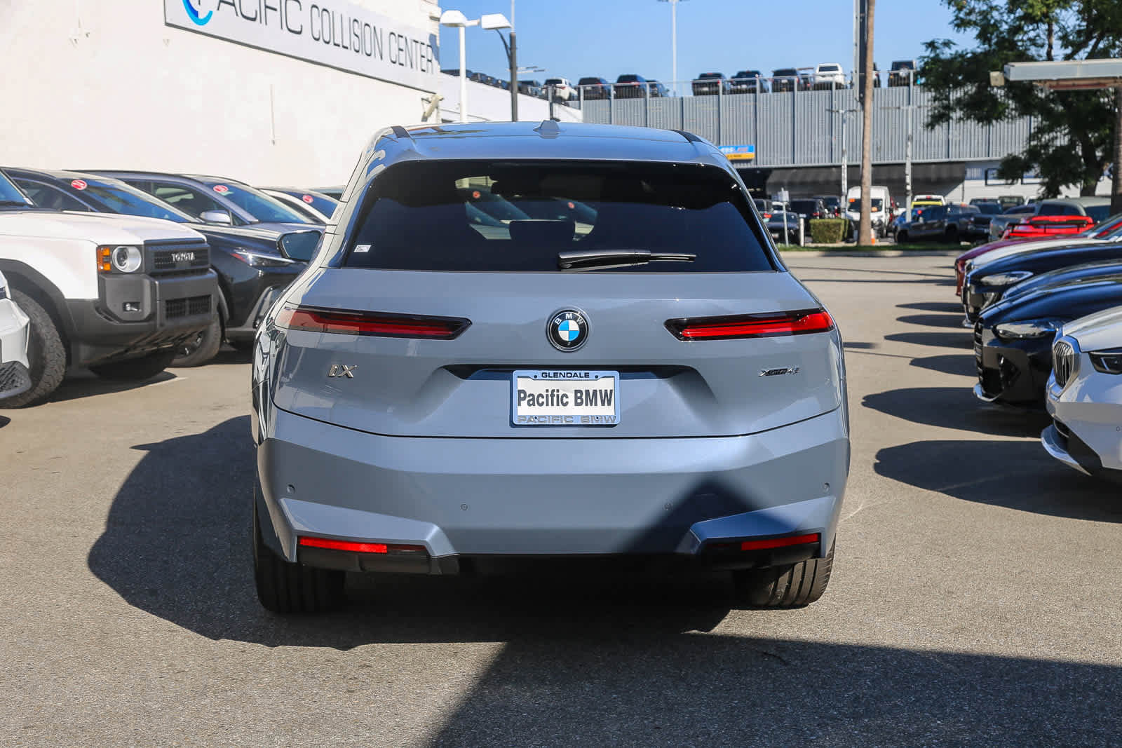 New 2026 BMW iX xDrive45 image 5