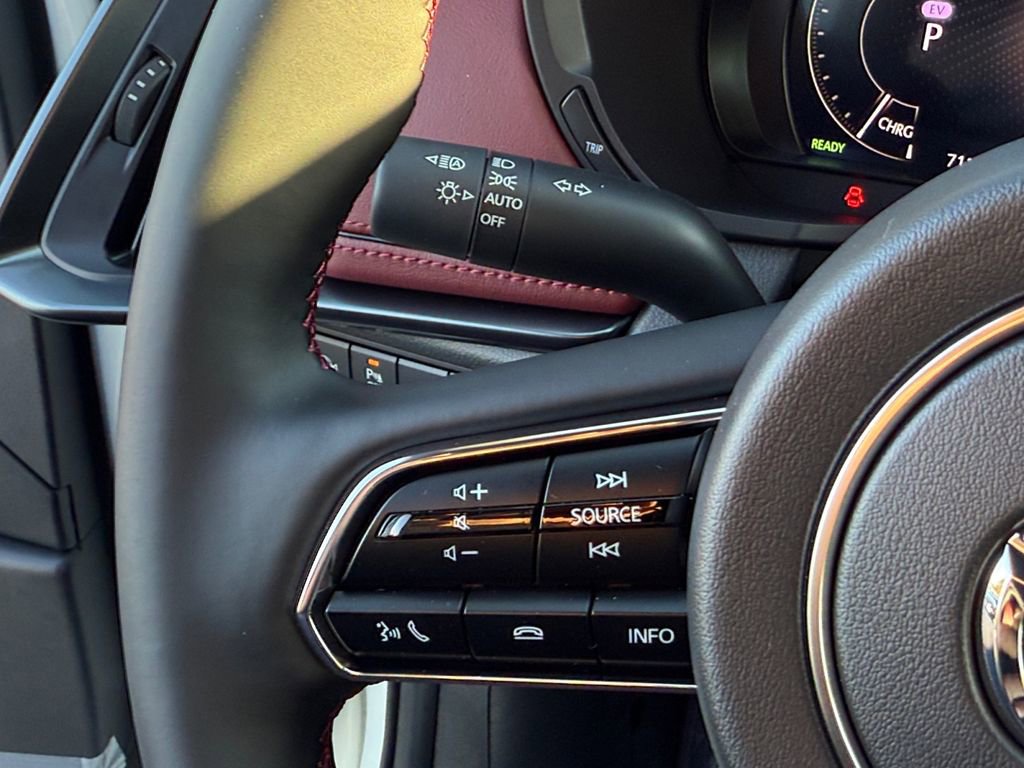 New 2025 MAZDA CX-70 Plug-In Hybrid w/ Premium Plus image 17