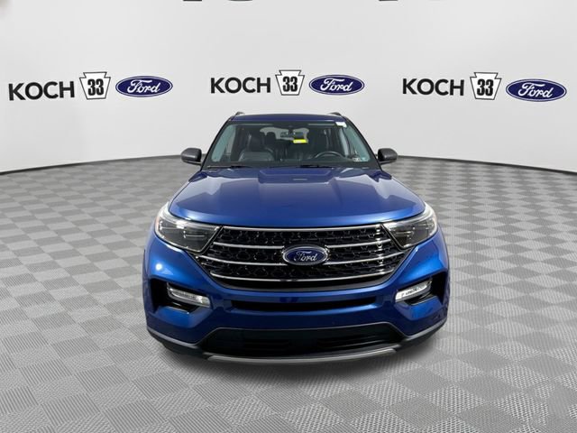 Used 2021 Ford Explorer XLT w/ Equipment Group 202A image 3