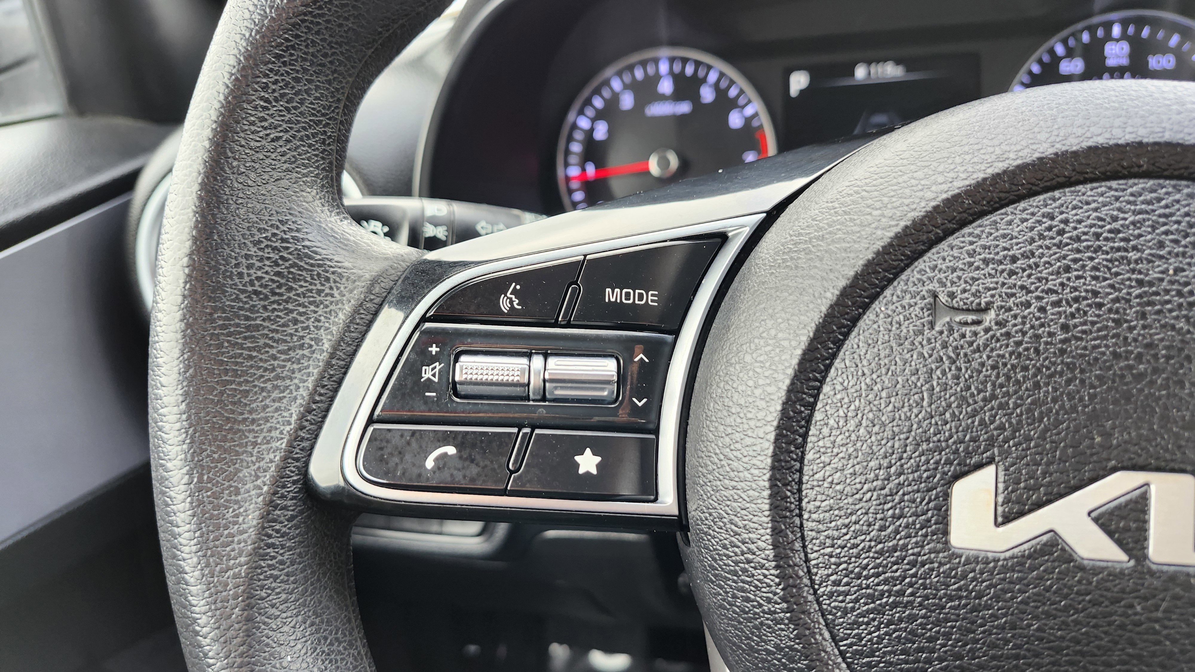 Used 2022 Kia Forte LXS image 30